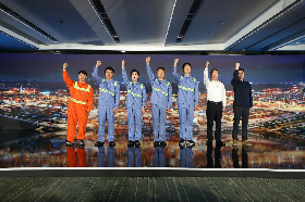 十年航道铸匠心 引航担当耀浙港——宁波引航职工亮相集团“双高双促”主题宣讲会暨“五一五四”表彰活动